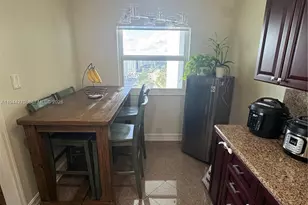 3800 Hillcrest Dr, Hollywood, FL 33021 - Photo 9