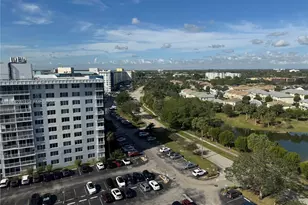 3800 Hillcrest Dr, Hollywood, FL 33021 - Photo 9