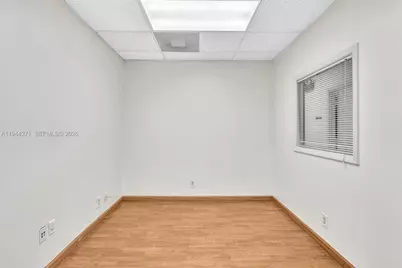 2021 Coolidge St #103, Hollywood, FL 33020 - Photo 3