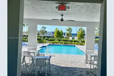 405 SE Crossoak Ln #405, Port Saint Lucie, FL 34984 - Photo 27