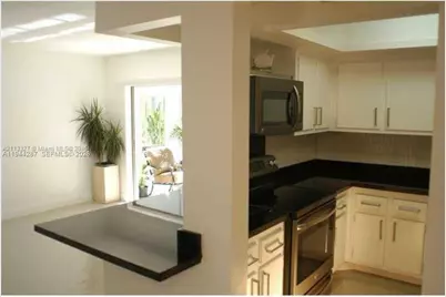 2451 SW 82nd Ave #106, Davie, FL 33324 - Photo 5