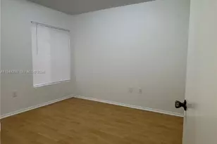 2341 NW 33rd St, Oakland Park, FL 33309 - Photo 15