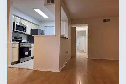 2341 NW 33rd St #405, Oakland Park, FL 33309 - Photo 3