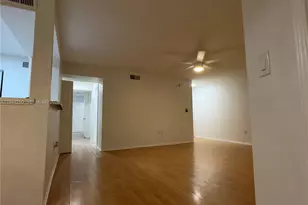 2341 NW 33rd St, Oakland Park, FL 33309 - Photo 9