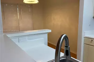 2341 NW 33rd St, Oakland Park, FL 33309 - Photo 7