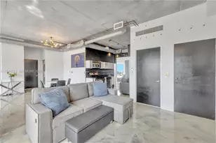 10 SW South River Dr, Miami, FL 33130 - Photo 5