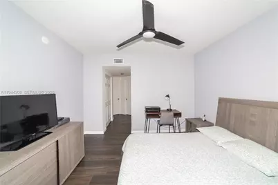 17150 N Bay Rd #2914, Sunny Isles Beach, FL 33160 - Photo 21