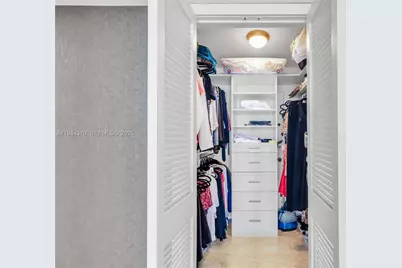 11 Island Ave #411, Miami Beach, FL 33139 - Photo 19