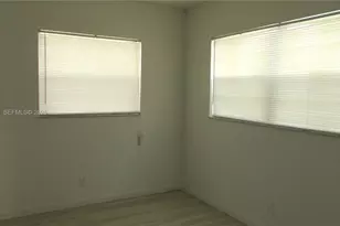 300 SW 130th Terrace, Pembroke Pines, FL 33027 - Photo 3