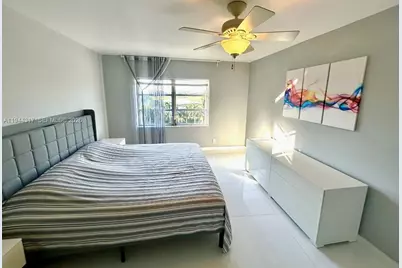 200 Diplomat Pkwy #721, Hallandale Beach, FL 33009 - Photo 9
