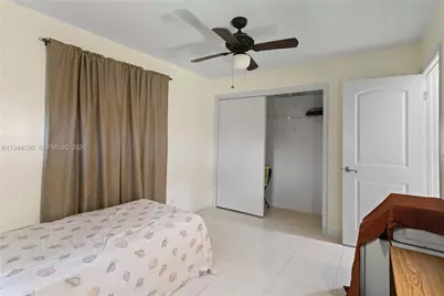 412 SW Natura Ave, Deerfield Beach, FL 33441 - Photo 19