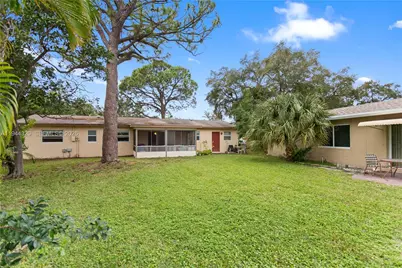 412 SW Natura Ave, Deerfield Beach, FL 33441 - Photo 27