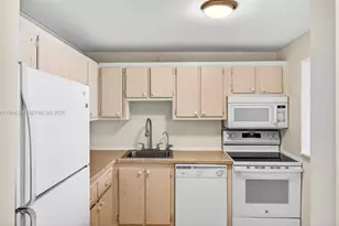 16851 NE 23rd Ave, North Miami Beach, FL 33160 - Photo 9