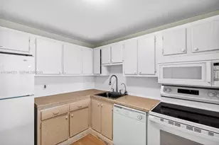 16851 NE 23rd Ave, North Miami Beach, FL 33160 - Photo 11