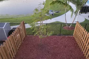 453 NE 13th St, Florida City, FL 33034 - Photo 17