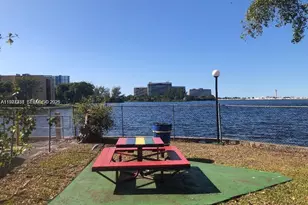 4717 NW 7th St, Miami, FL 33126 - Photo 3