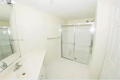 17145 N Bay Rd #4312, Sunny Isles Beach, FL 33160 - Photo 3