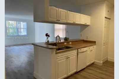 17145 N Bay Rd #4312, Sunny Isles Beach, FL 33160 - Photo 1