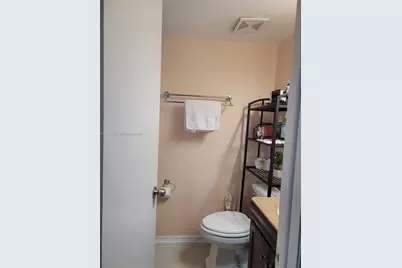 5350 W 21st Ct #203, Hialeah, FL 33016 - Photo 13