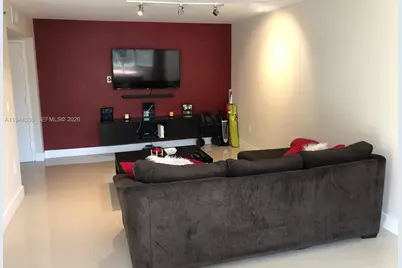 17890 W Dixie Hwy #210, North Miami Beach, FL 33160 - Photo 9