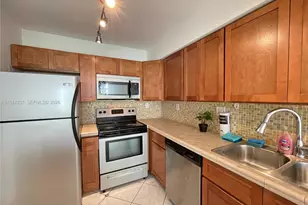 851 Three Islands Boulevard, Hallandale Beach, FL 33009 - Photo 9