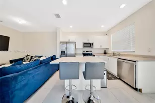 2699 SE 19th St, Homestead, FL 33035 - Photo 11