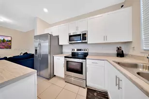 2699 SE 19th St, Homestead, FL 33035 - Photo 13