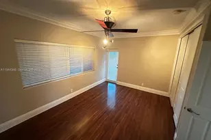 2895 NE 32nd St, Fort Lauderdale, FL 33306 - Photo 9