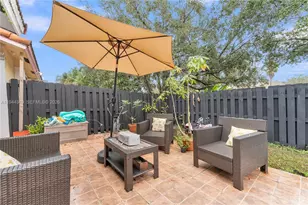 8255 NW 186th St, Hialeah, FL 33015 - Photo 29