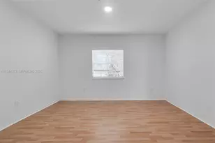 5670 NW 116th Ave, Doral, FL 33178 - Photo 13