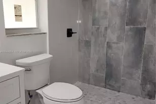 2931 E Sunrise Lakes Dr, Sunrise, FL 33322 - Photo 15