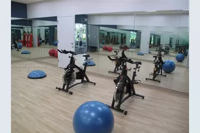 19380 Collins Ave #726, Sunny Isles Beach, FL 33160 - Photo 25