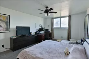 19380 Collins Ave, Sunny Isles Beach, FL 33160 - Photo 15