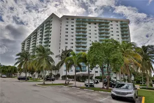 19380 Collins Ave, Sunny Isles Beach, FL 33160 - Photo 21