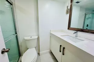 18041 Biscayne Blvd, Aventura, FL 33160 - Photo 31