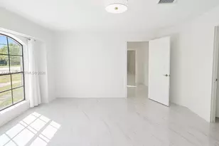 5513 Palmetto Dr, Fort Pierce, FL 34982 - Photo 9