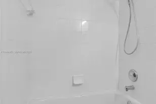 5670 NW 116th Ave, Doral, FL 33178 - Photo 19