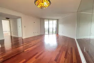 540 Brickell Key Dr, Miami, FL 33131 - Photo 3