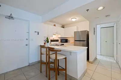 104 SW 9th St #1207, Miami, FL 33130 - Photo 5