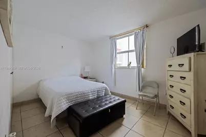 104 SW 9th St #1207, Miami, FL 33130 - Photo 9
