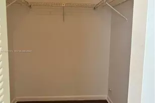 10023 Winding Lake Rd, Sunrise, FL 33351 - Photo 9