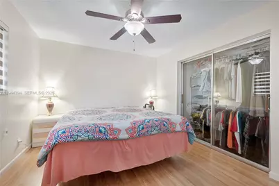 5011 NW 51st St, Tamarac, FL 33319 - Photo 11