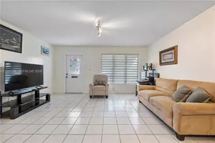 5011 NW 51st St, Tamarac, FL 33319 - Photo 7