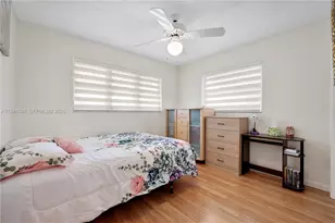 5011 NW 51st St, Tamarac, FL 33319 - Photo 9