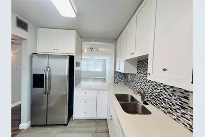 2300 Park Ln #201, Hollywood, FL 33021 - Photo 9