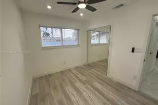 8600 Taft St, Pembroke Pines, FL 33024 - Photo 23