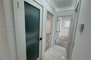 8600 Taft St, Pembroke Pines, FL 33024 - Photo 13