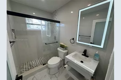 8600 Taft St #8600, Pembroke Pines, FL 33024 - Photo 25