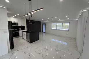 8600 Taft St, Pembroke Pines, FL 33024 - Photo 7