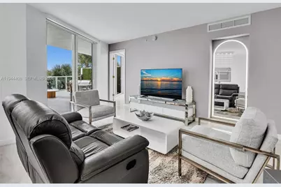 9821 E Bay Harbor Dr #302, Bay Harbor Islands, FL 33154 - Photo 13